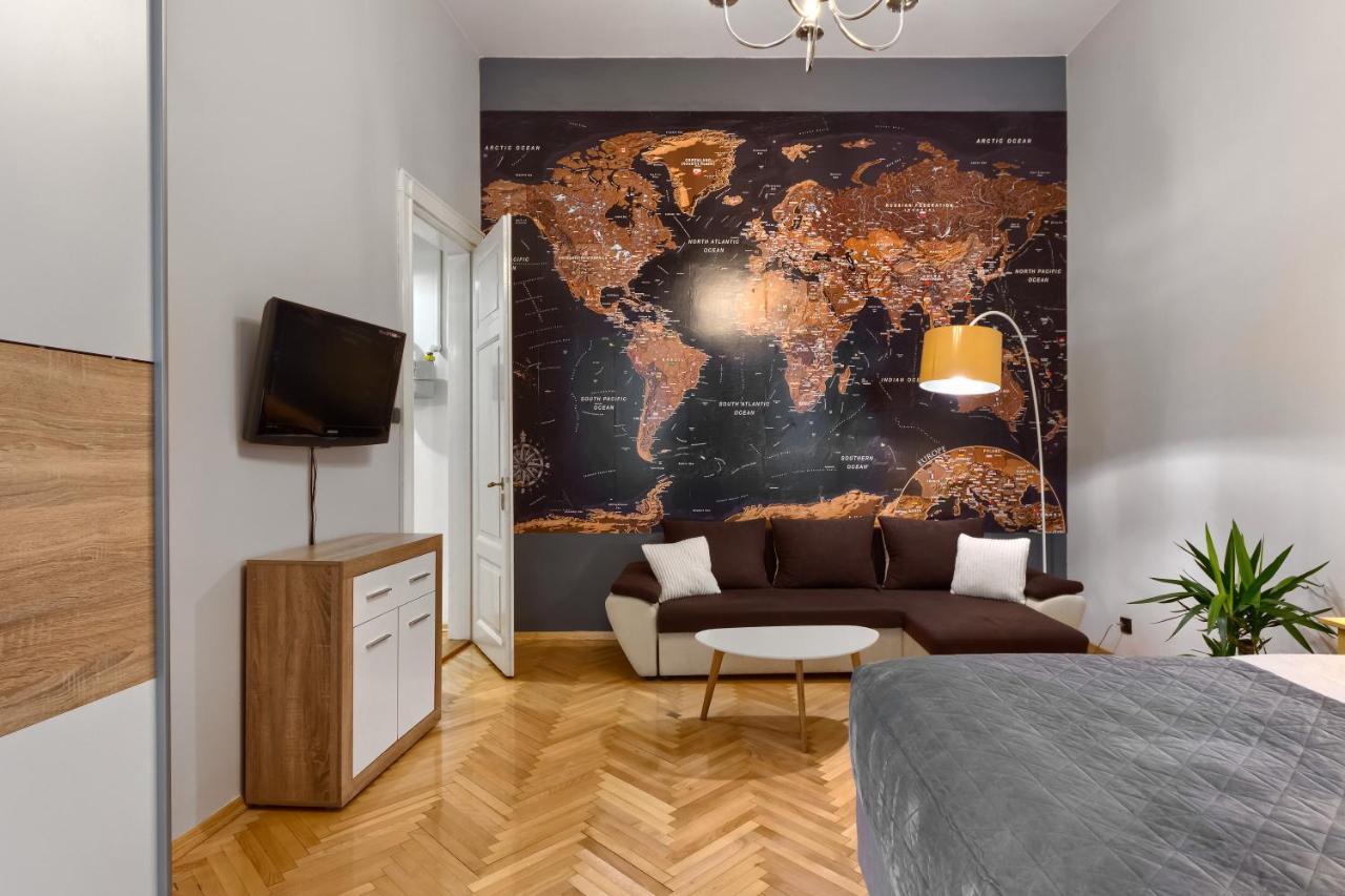 Comfortable Apartments In The Old Town Of كراكوفيا المظهر الخارجي الصورة